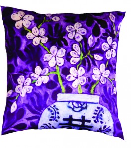  Coussin In Bloom Purple en soie et lin, 50 x 50 cm (159 €).  