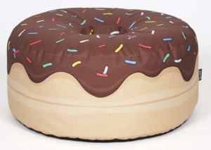 Pouf Yummy Chocolat (119,90 €). 