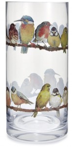 Laura Ashley. Vase «Garden Bird», 42 € (www.lauraashley.com). 
